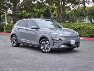 Used 2023 Hyundai Kona SE image 1