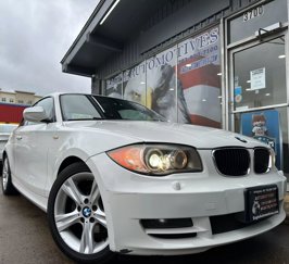 Used 2011 BMW 128i Coupe image 1
