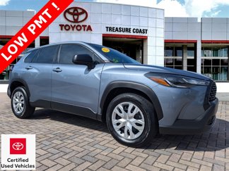 Used 2022 Toyota Corolla Cross L image 1