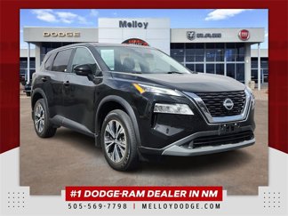 Used 2023 Nissan Rogue SV image 1