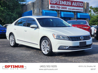 Used 2017 Volkswagen Passat 1.8T SEL Premium image 1