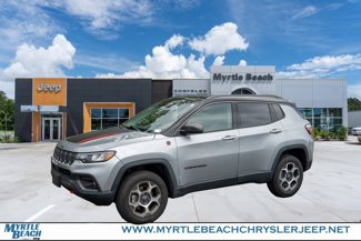 Used 2022 Jeep Compass Trailhawk image 1