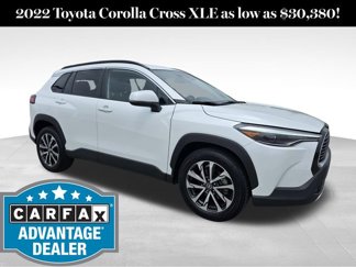 Used 2022 Toyota Corolla Cross XLE image 1