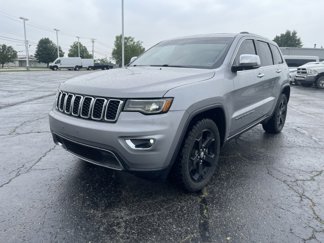 Used 2017 Jeep Grand Cherokee Limited w/ Luxury Group II image 1