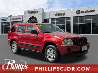 Used 2006 Jeep Grand Cherokee Laredo w/ Cargo Convenience Group image 1