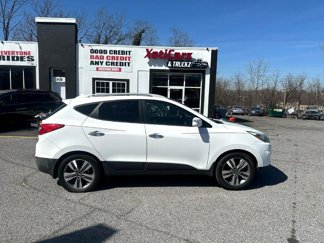 Used 2015 Hyundai Tucson Limited w/ Option Group 03 image 1