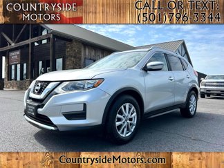 Used 2017 Nissan Rogue SV image 1