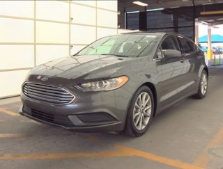 Used 2017 Ford Fusion SE w/ Fusion SE Technology Package image 1