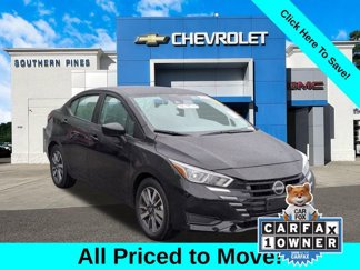 Used 2023 Nissan Versa SV image 1