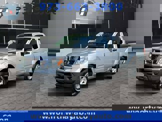 Used 2019 Nissan Frontier S image 1