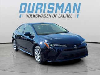 Used 2024 Toyota Corolla LE image 1