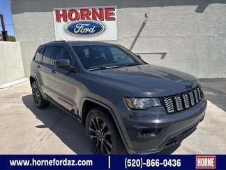 Used 2018 Jeep Grand Cherokee Altitude image 1