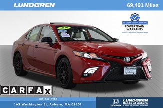 Used 2020 Toyota Camry SE image 1