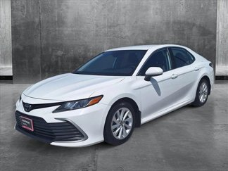 Certified 2023 Toyota Camry LE image 1