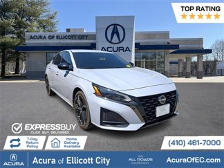 Used 2023 Nissan Altima 2.5 SR w/ SR Premium Package image 1