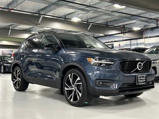 Used 2022 Volvo XC40 T5 R-Design w/ Advanced Package image 1