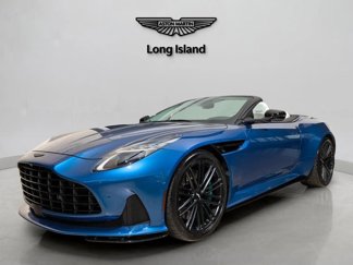 Used 2024 Aston Martin DB12 Convertible image 1