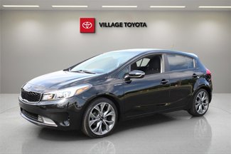 Used 2017 Kia Forte LX image 1