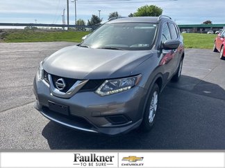 Used 2016 Nissan Rogue SV image 1