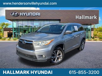 Used 2014 Toyota Highlander XLE image 1