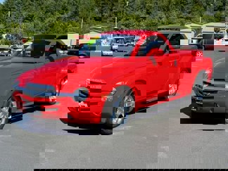 Used 2004 Chevrolet SSR w/ Preferred Equipment Group image 1