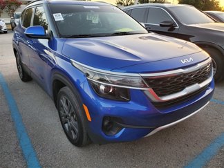 Used 2023 Kia Seltos S w/ Navigation Package image 1