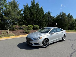 Used 2017 Ford Fusion SE image 1