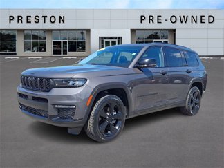 Certified 2022 Jeep Grand Cherokee L Limited w/ Luxury Tech Group II image 1