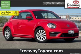 Used 2019 Volkswagen Beetle 2.0T SE image 1