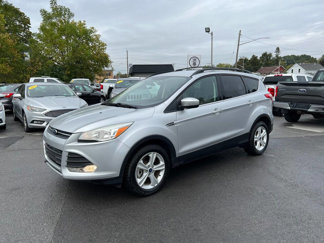 Used 2015 Ford Escape SE w/ Equipment Group 201A image 1