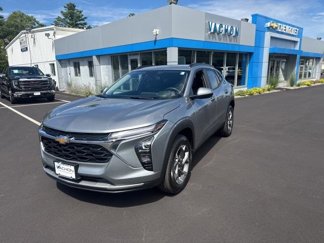 New 2025 Chevrolet Trax LT w/ Driver Confidence Package image 1