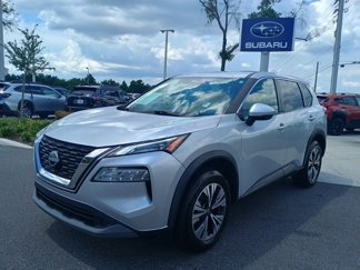 Used 2022 Nissan Rogue SV image 1