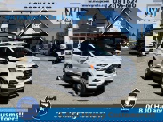 Used 2019 Ford Edge SE image 1