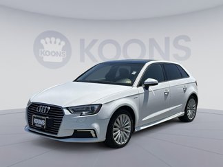 Used 2017 Audi A3 e-tron Premium image 1