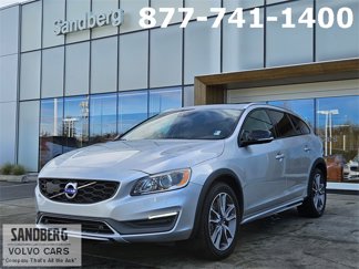 Used 2016 Volvo V60 T5 Cross Country Platinum image 1