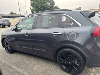 Used 2019 Kia Niro S Touring image 1