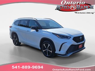 Used 2022 Toyota Highlander XSE image 1