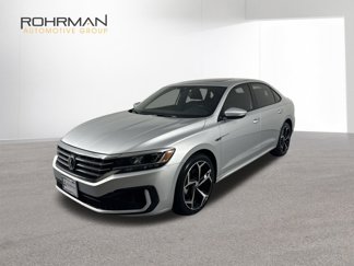 Used 2021 Volkswagen Passat 2.0T R-Line image 1