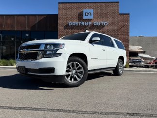 Used 2017 Chevrolet Suburban LT image 1
