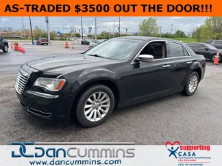 Used 2013 Chrysler 300 image 1