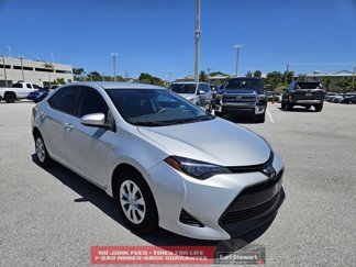 Used 2017 Toyota Corolla LE image 1