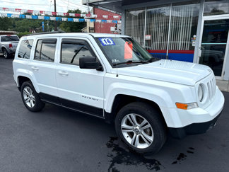 Used 2016 Jeep Patriot Latitude image 1