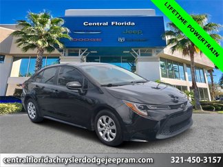 Used 2022 Toyota Corolla LE image 1