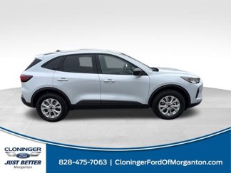 New 2025 Ford Escape Active image 1