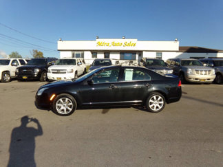 Used 2010 Mercury Milan Premier image 1