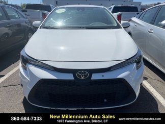 Used 2021 Toyota Corolla LE image 1