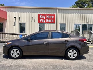 Used 2018 Kia Forte LX image 1