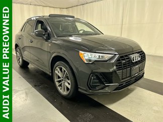 Used 2022 Audi Q3 2.0T Premium w/ Black Optic Sport Package image 1