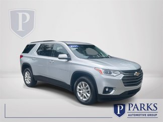 Used 2021 Chevrolet Traverse LT image 1