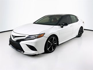 Used 2019 Toyota Camry XSE image 1